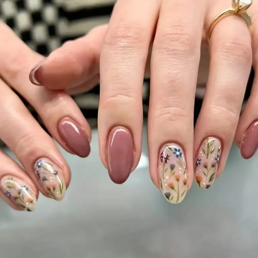 24 Pieces Fake Press On Nails